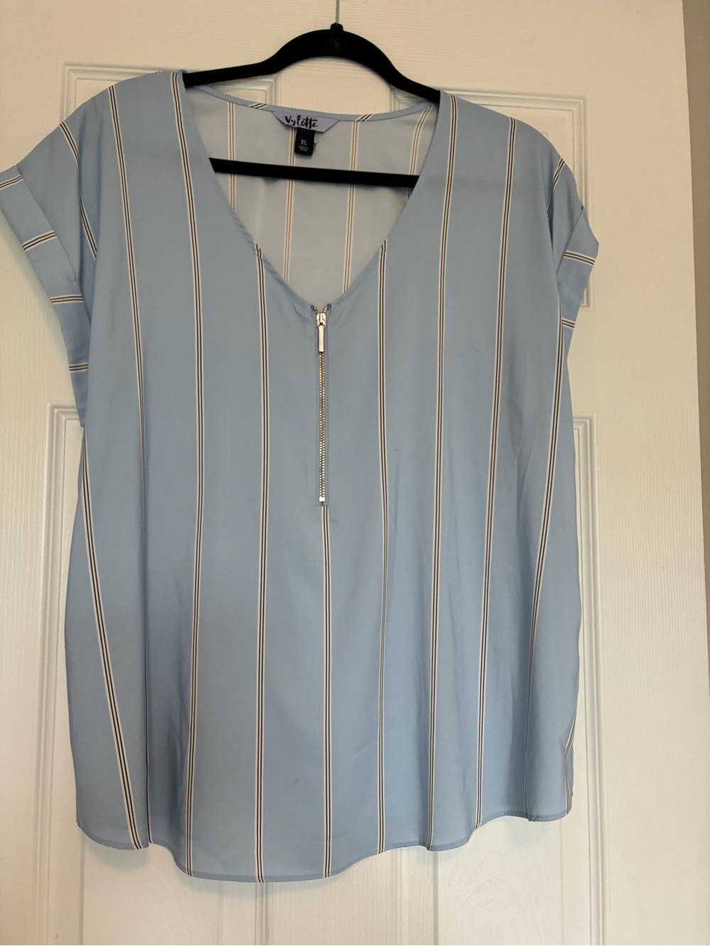 Violet & Claire Sky Blue Striped V-Neck Zip Blouse